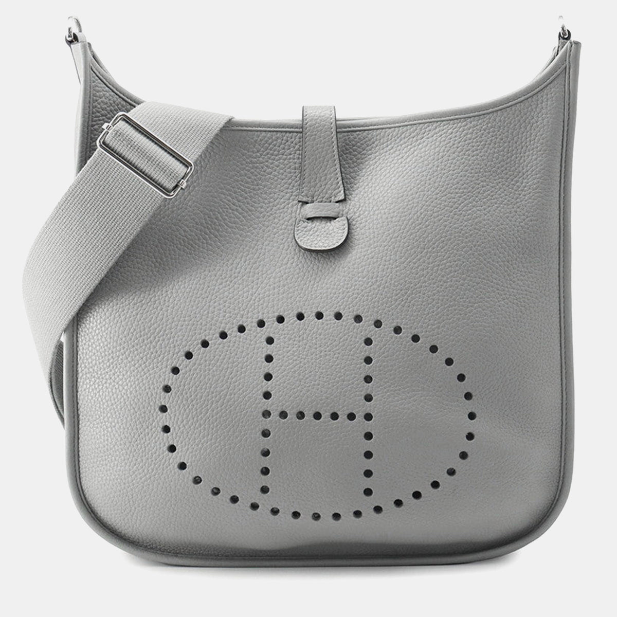 Hermès src:http://cdn.theluxurycloset.com/uploads/products/full/luxury-women-hermes-used-handbags-p1449095-011.jpg