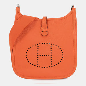 src:http://cdn.theluxurycloset.com/uploads/products/full/luxury-women-hermes-used-handbags-p1453101-003.jpg