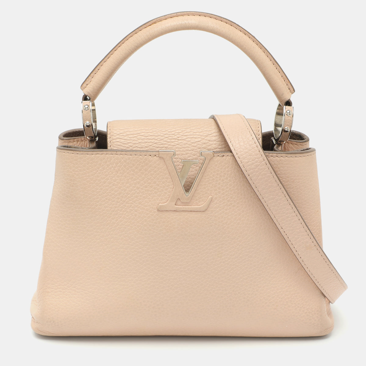 Louis Vuitton src:http://cdn.theluxurycloset.com/uploads/products/full/luxury-women-louis-vuitton-used-handbags-p1369143-001.jpg