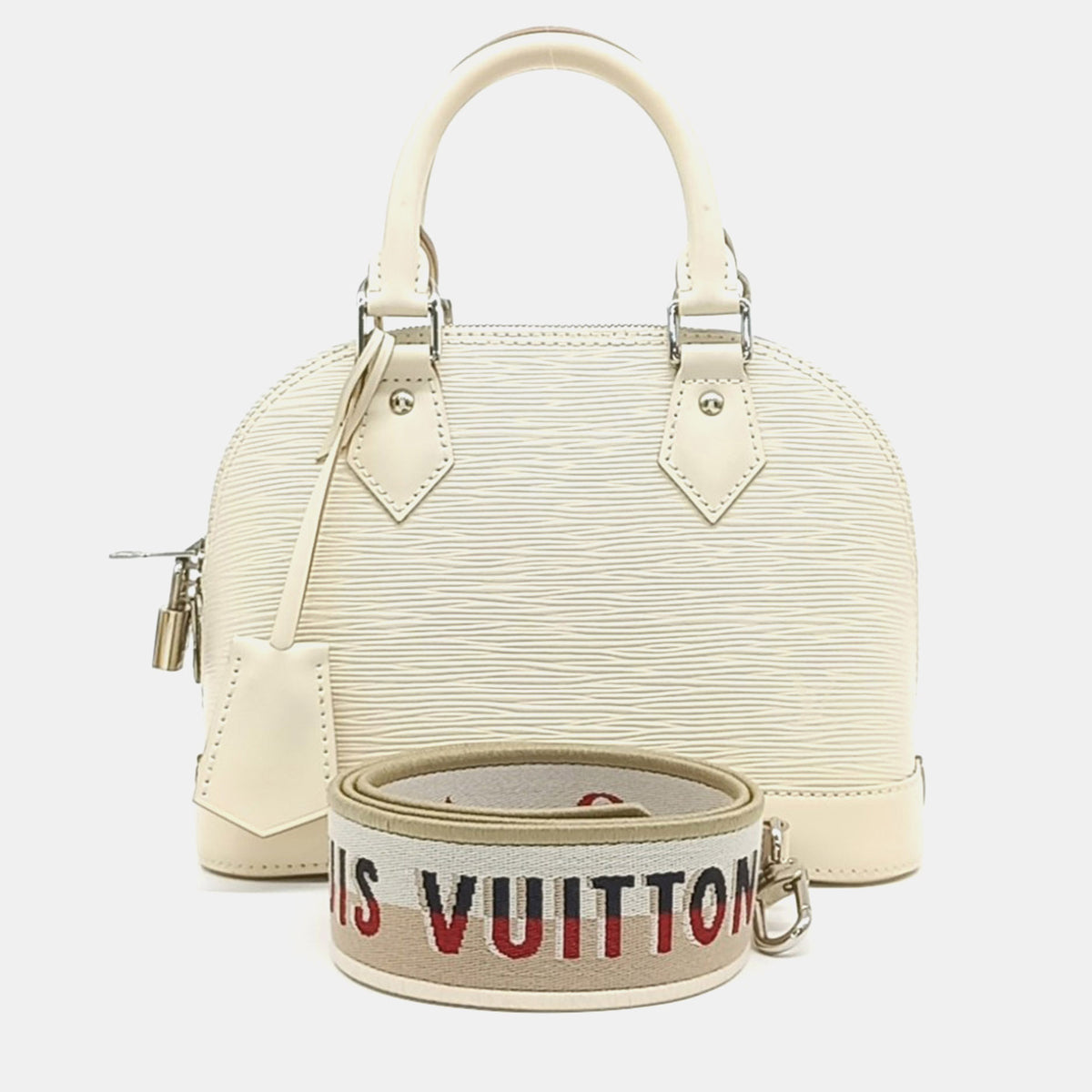 Louis Vuitton src:http://cdn.theluxurycloset.com/uploads/products/full/luxury-women-louis-vuitton-used-handbags-p1396141-002.jpg