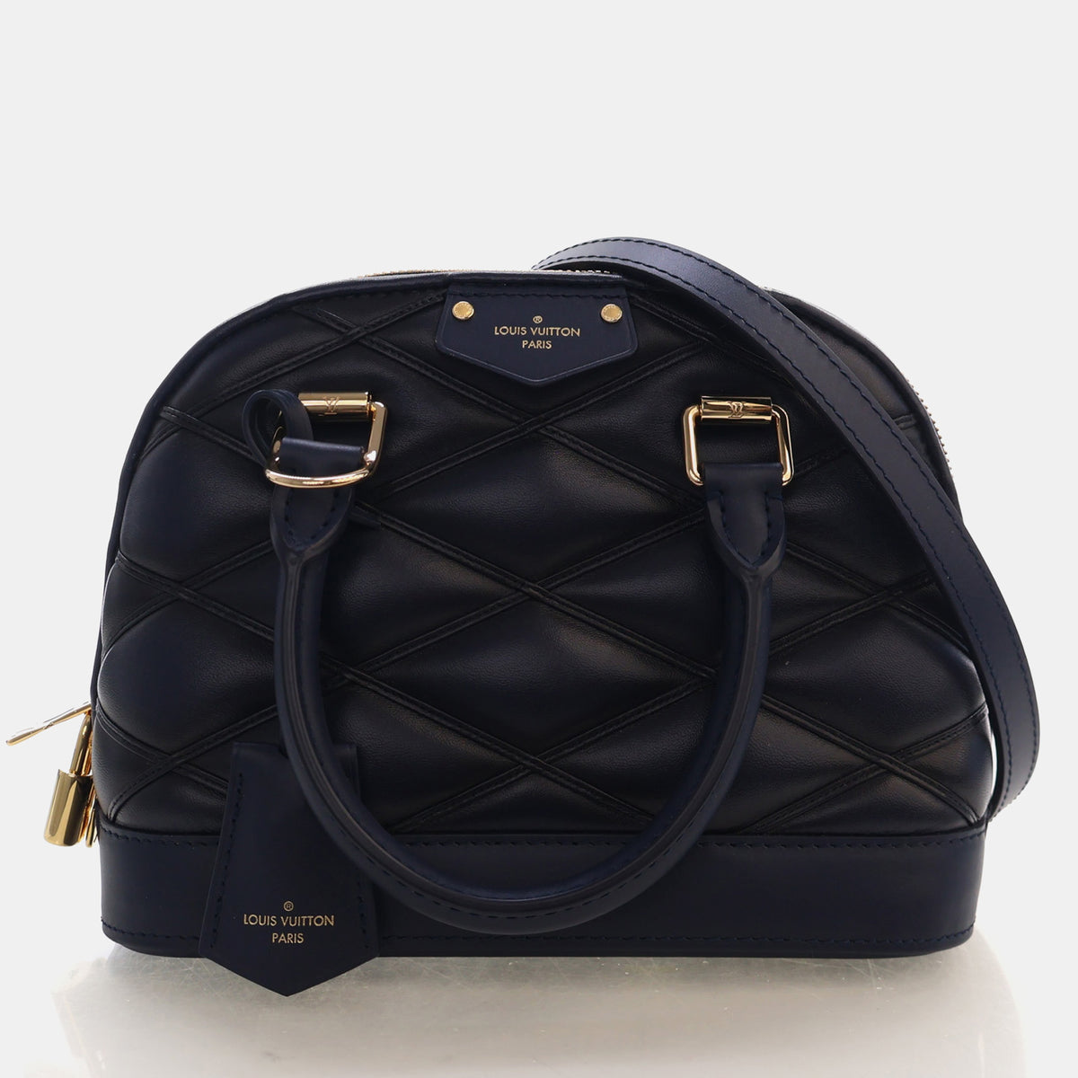 Louis Vuitton src:http://cdn.theluxurycloset.com/uploads/products/full/luxury-women-louis-vuitton-used-handbags-p1430620-016.jpg