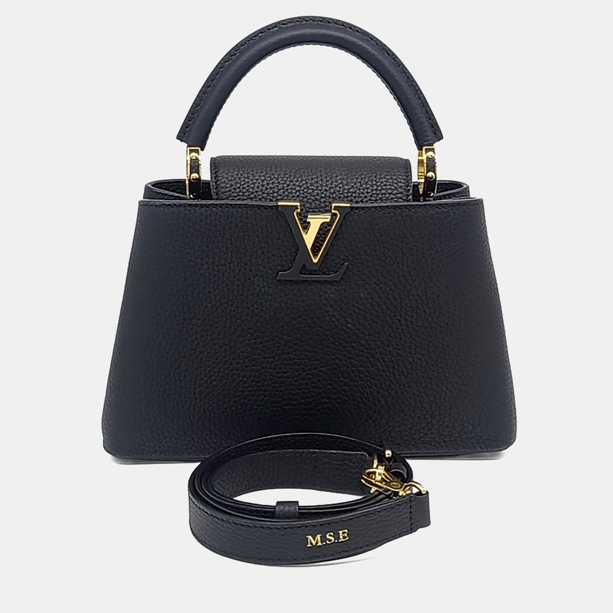 Louis Vuitton src:http://cdn.theluxurycloset.com/uploads/products/full/luxury-women-louis-vuitton-used-handbags-p1434691-006.jpg