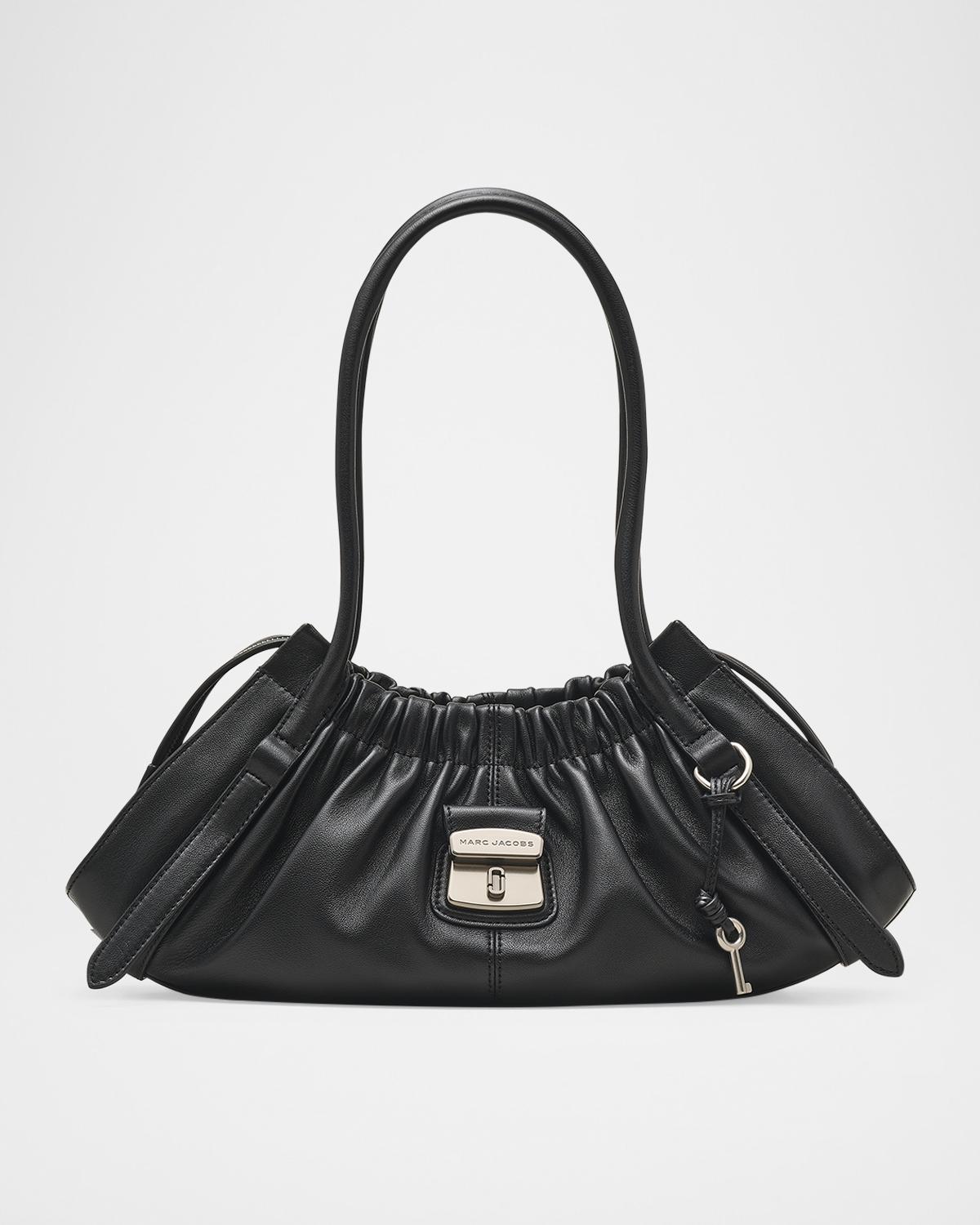 Marc Jacobs src:https://media.neimanmarcus.com/f_auto,q_auto/w_1200,h_1500/01/nm_5070804_100106_m