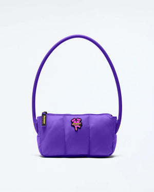 src:https://media.marcjacobs.com/match/product_style_code/m0017036/nrf/598/sequence/main/