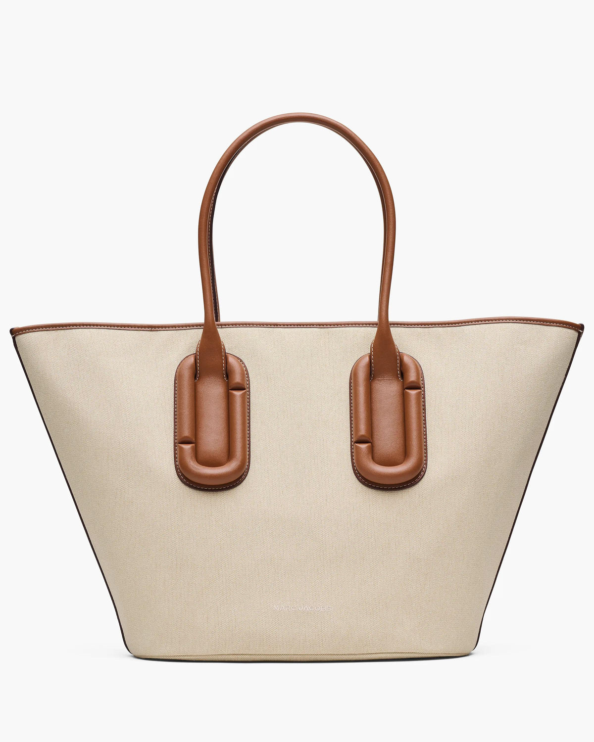 Marc Jacobs src:https://media.marcjacobs.com/match/product_style_code/2p6htt004h02/nrf/257/sequence/main/