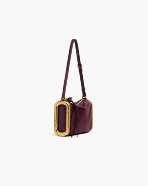 src:https://media.marcjacobs.com/match/product_style_code/2p6hsh013h01/nrf/935/sequence/main/