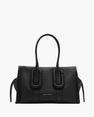 src:https://media.marcjacobs.com/match/product_style_code/2f6htt002h01/nrf/001/sequence/main/